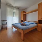 San Lorenzo بيت ضيافة