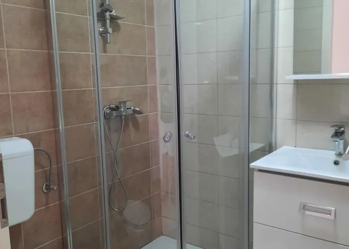 招待所 San Lorenzo 4*